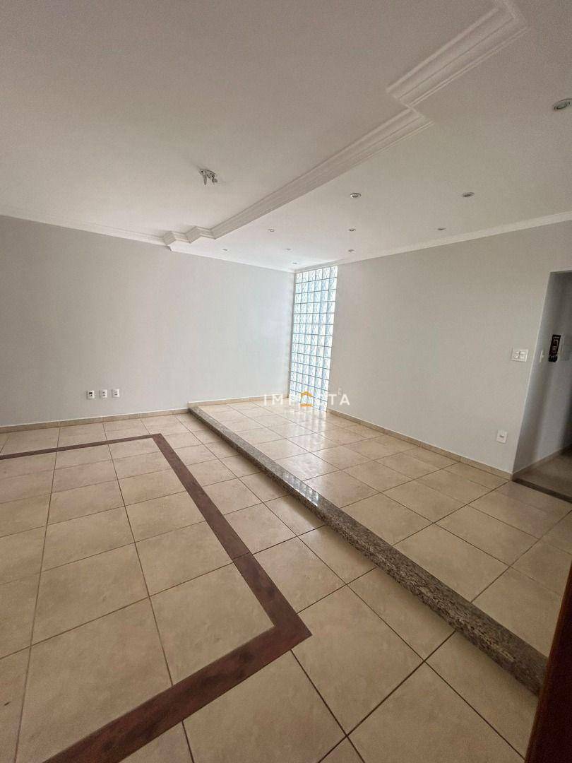 Casa à venda com 3 quartos, 156m² - Foto 5