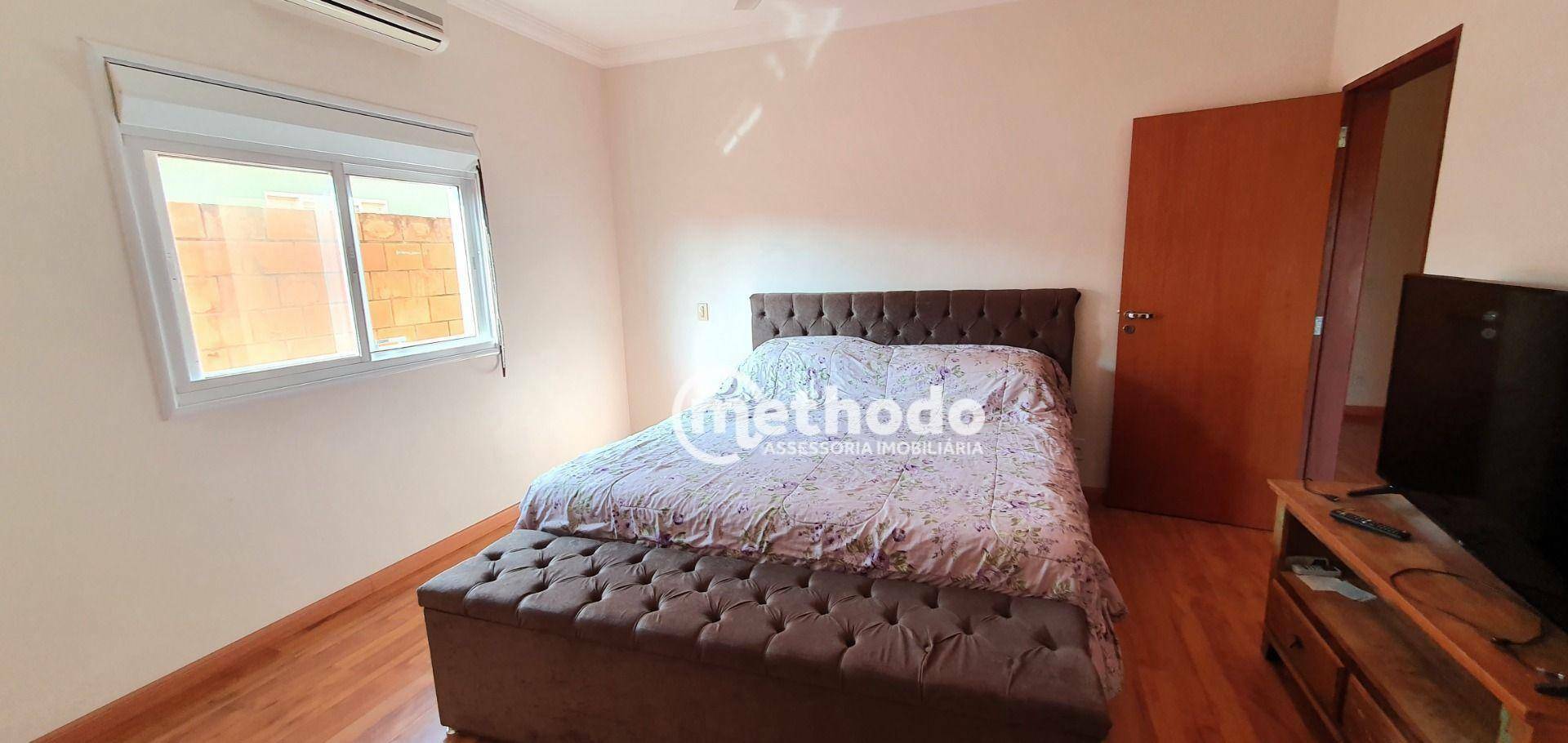 Casa de Condomínio à venda com 3 quartos, 400m² - Foto 18