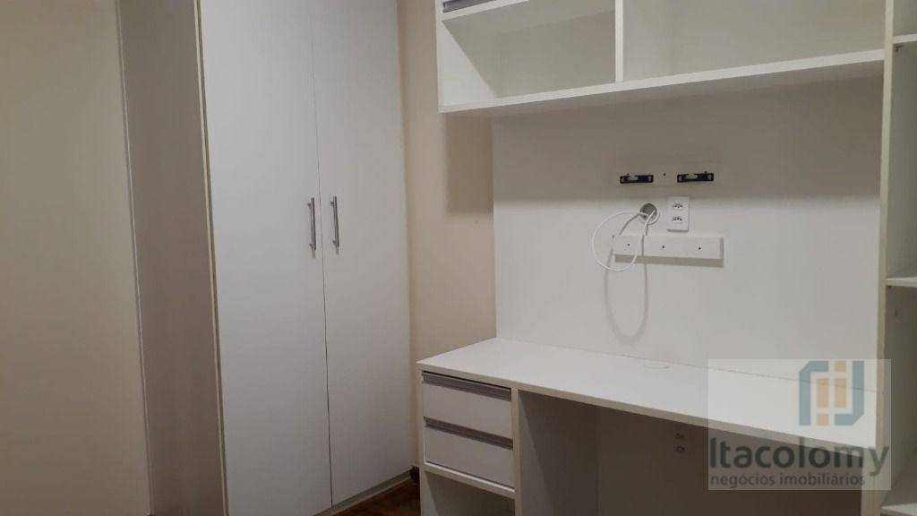 Apartamento para alugar com 2 quartos, 101m² - Foto 10