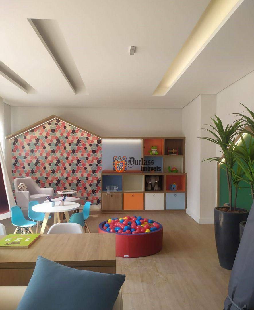 Apartamento à venda com 2 quartos, 37m² - Foto 12