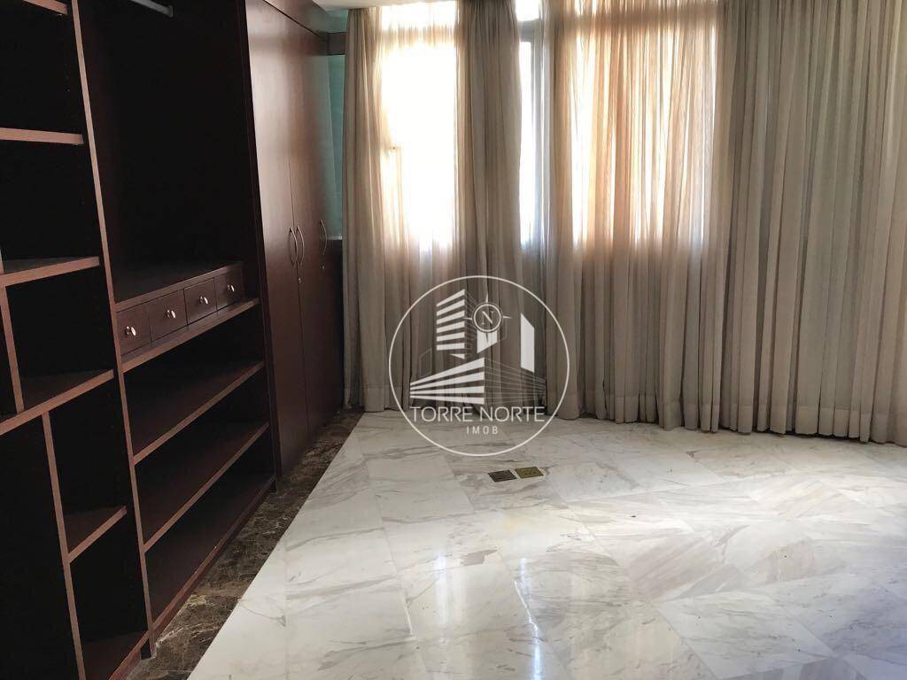 Apartamento para alugar com 3 quartos, 188m² - Foto 9