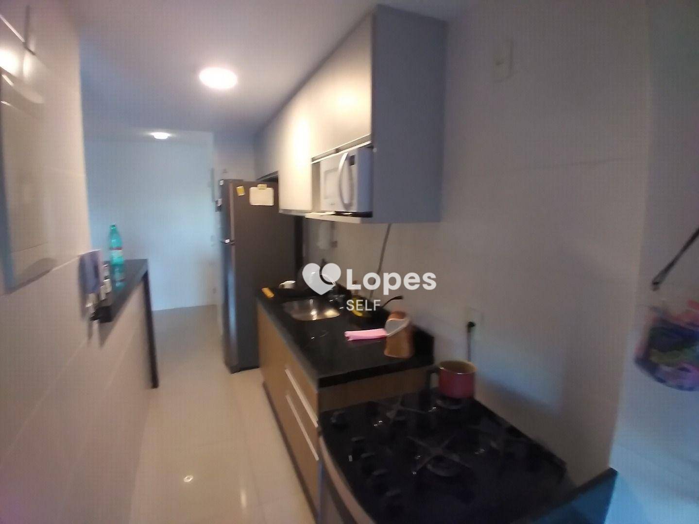 Apartamento à venda com 2 quartos, 80m² - Foto 11