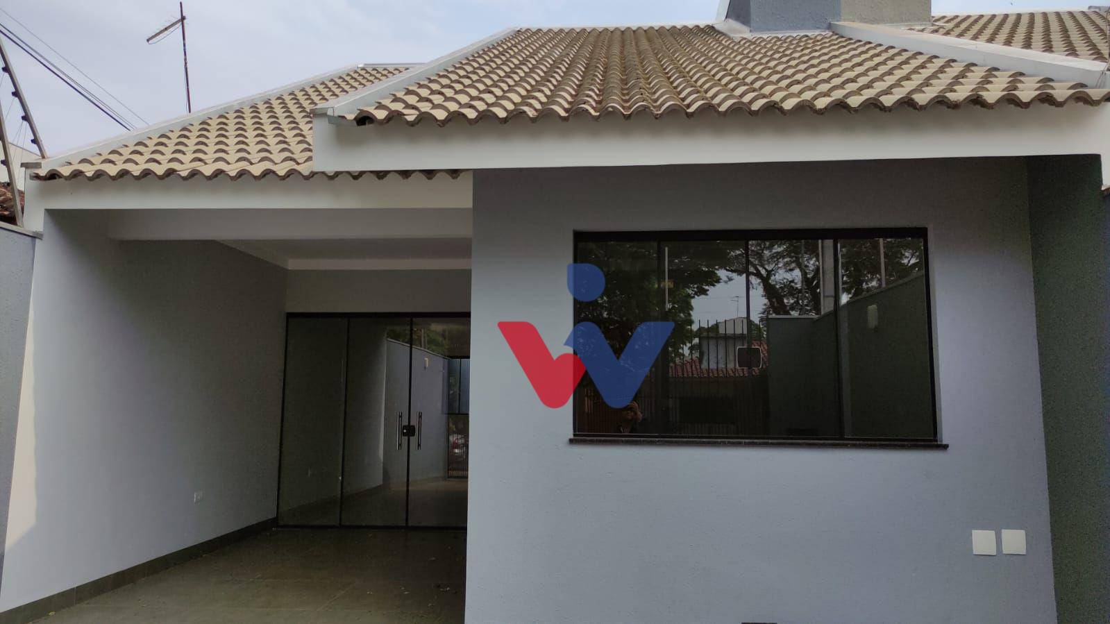 Casa à venda com 3 quartos, 85m² - Foto 2