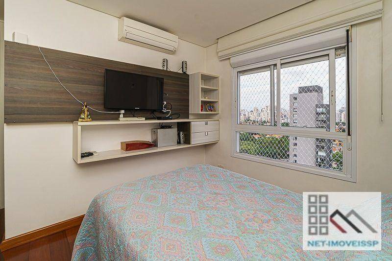 Apartamento à venda com 3 quartos, 210m² - Foto 37