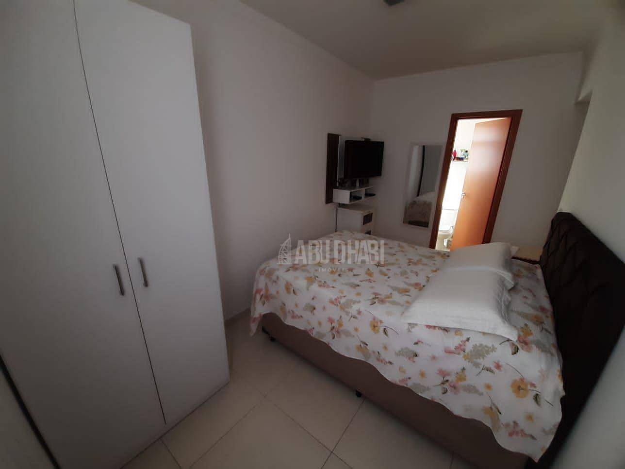 Apartamento à venda com 2 quartos, 64m² - Foto 13