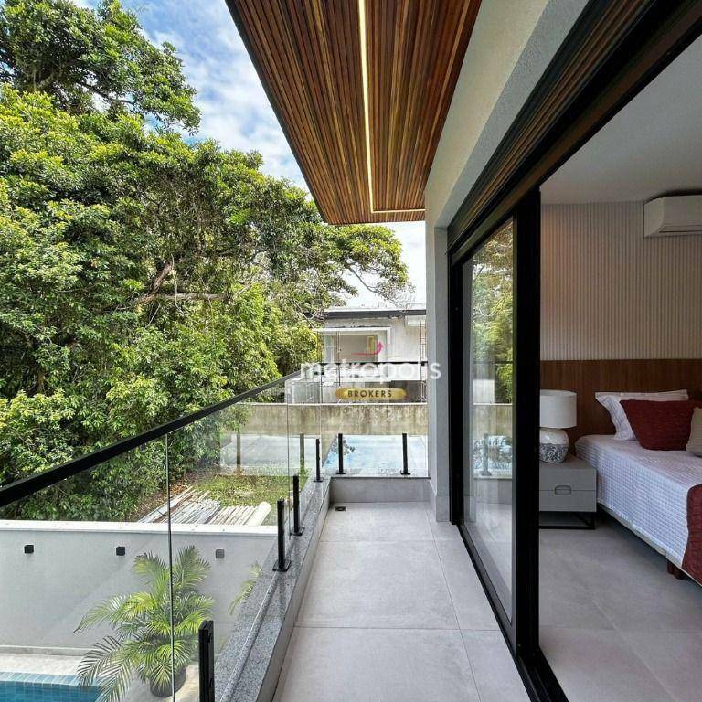 Sobrado à venda com 6 quartos, 325m² - Foto 35