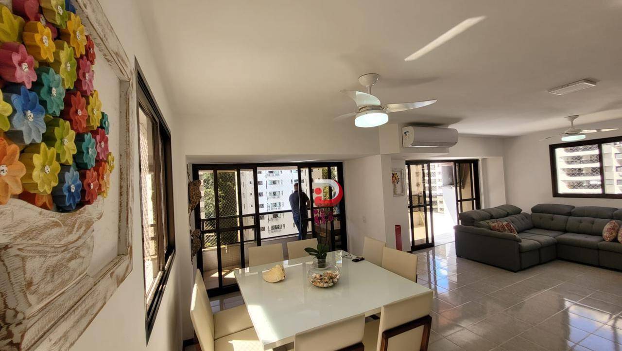 Apartamento à venda com 3 quartos, 136m² - Foto 3