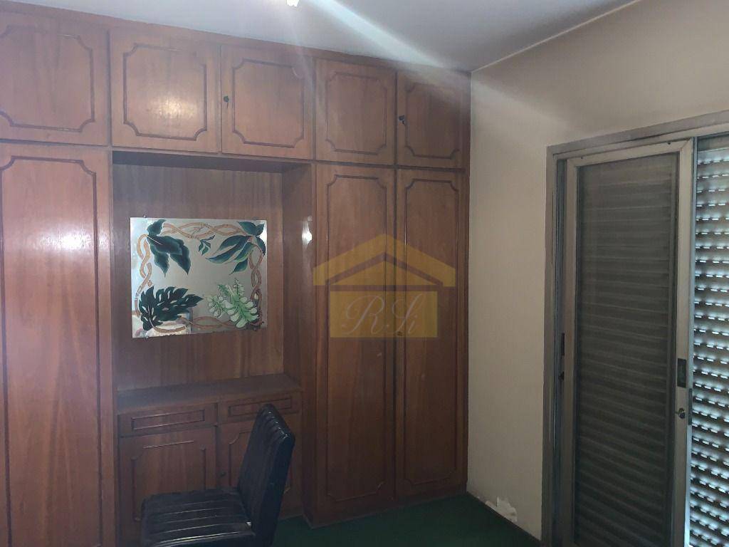 Sobrado à venda com 4 quartos, 304m² - Foto 14