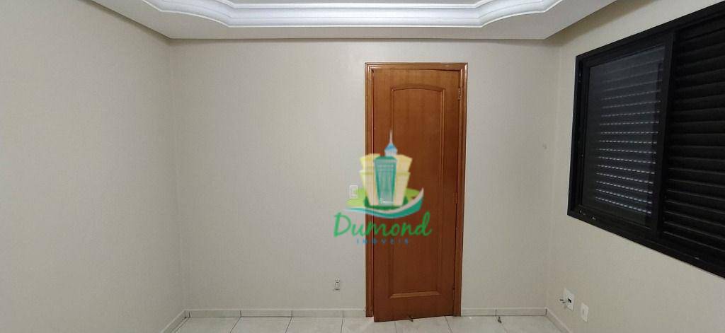 Apartamento para alugar com 4 quartos, 157m² - Foto 8
