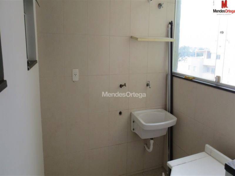 Apartamento à venda com 2 quartos, 72m² - Foto 7