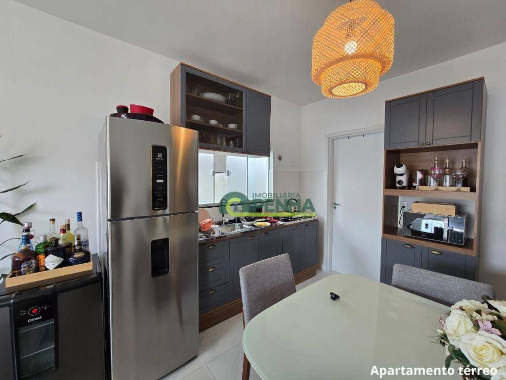 Apartamento à venda com 2 quartos, 76m² - Foto 4