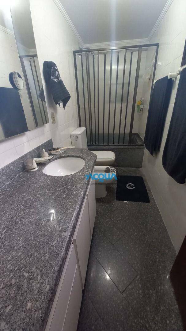 Apartamento à venda com 3 quartos, 135m² - Foto 7