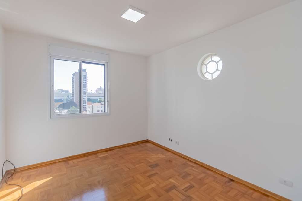 Apartamento à venda com 3 quartos, 105m² - Foto 12