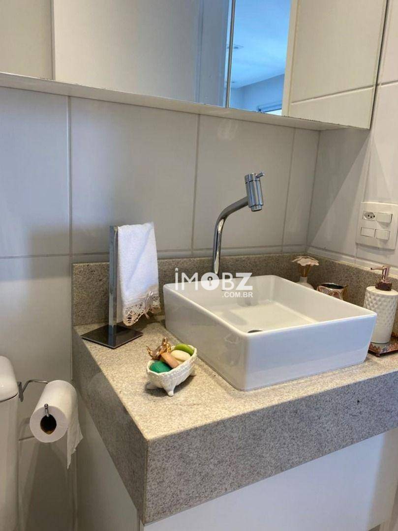 Apartamento à venda com 2 quartos, 64m² - Foto 11