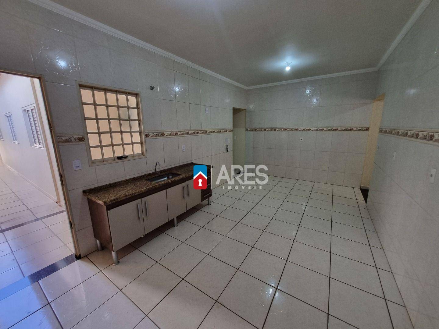 Casa à venda com 3 quartos, 119m² - Foto 4