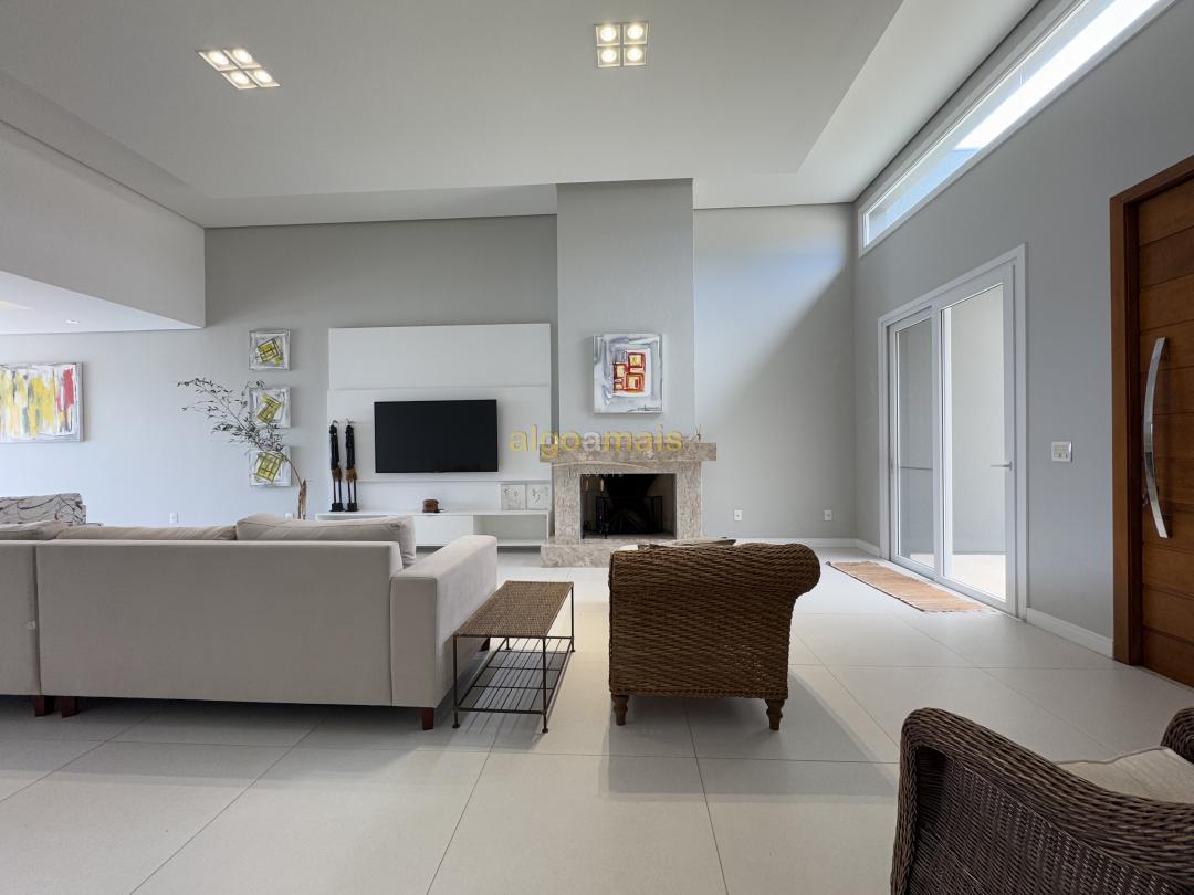 Casa de Condomínio à venda com 4 quartos, 196m² - Foto 6