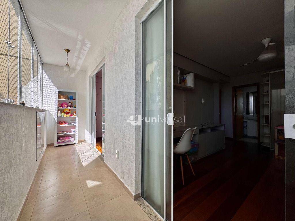 Apartamento à venda com 4 quartos, 208m² - Foto 23