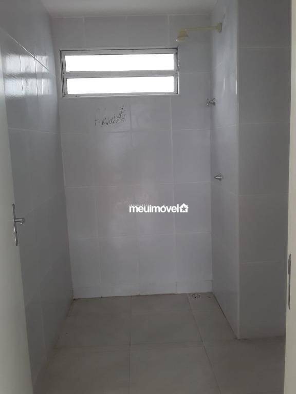 Apartamento à venda com 2 quartos, 50m² - Foto 12