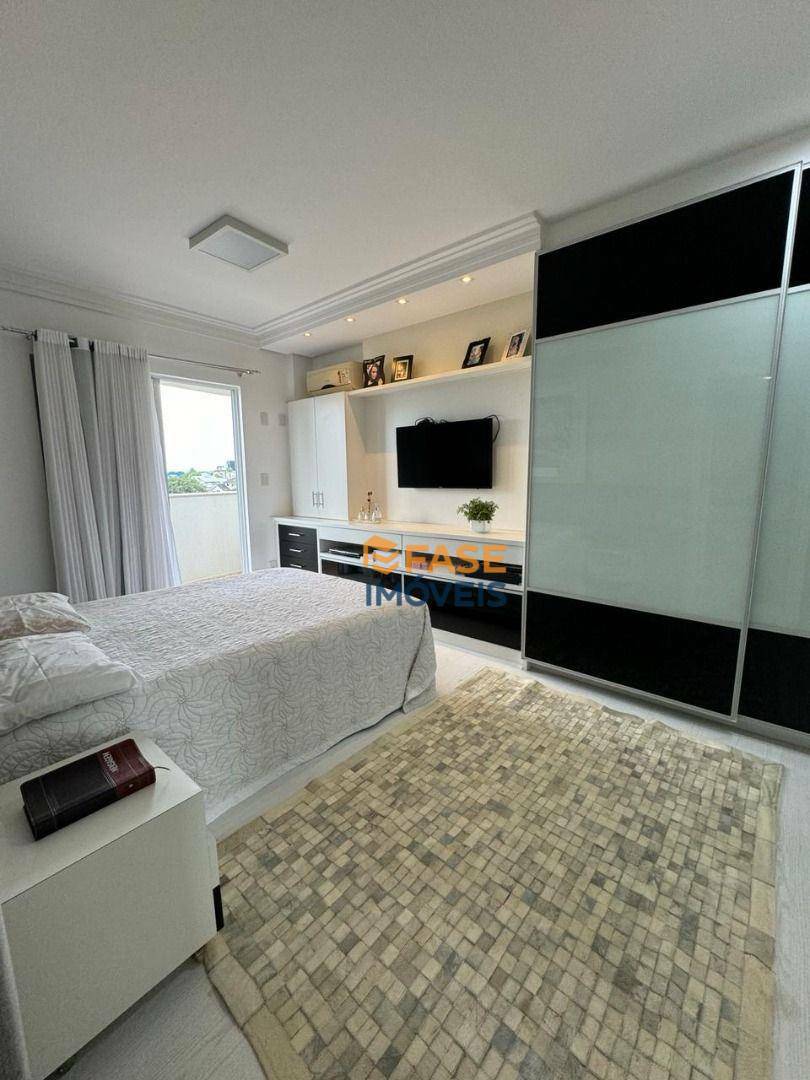 Apartamento à venda com 3 quartos, 164m² - Foto 11