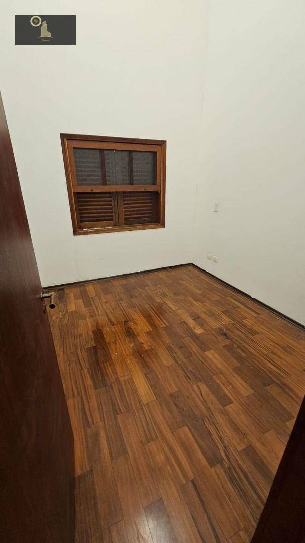 Casa de Condomínio à venda com 4 quartos, 450m² - Foto 23