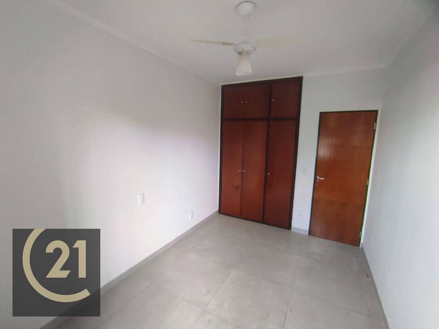 Apartamento à venda com 3 quartos, 76m² - Foto 11