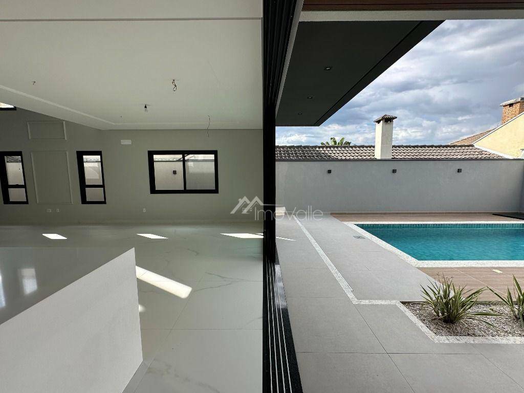 Casa de Condomínio à venda com 4 quartos, 349m² - Foto 29