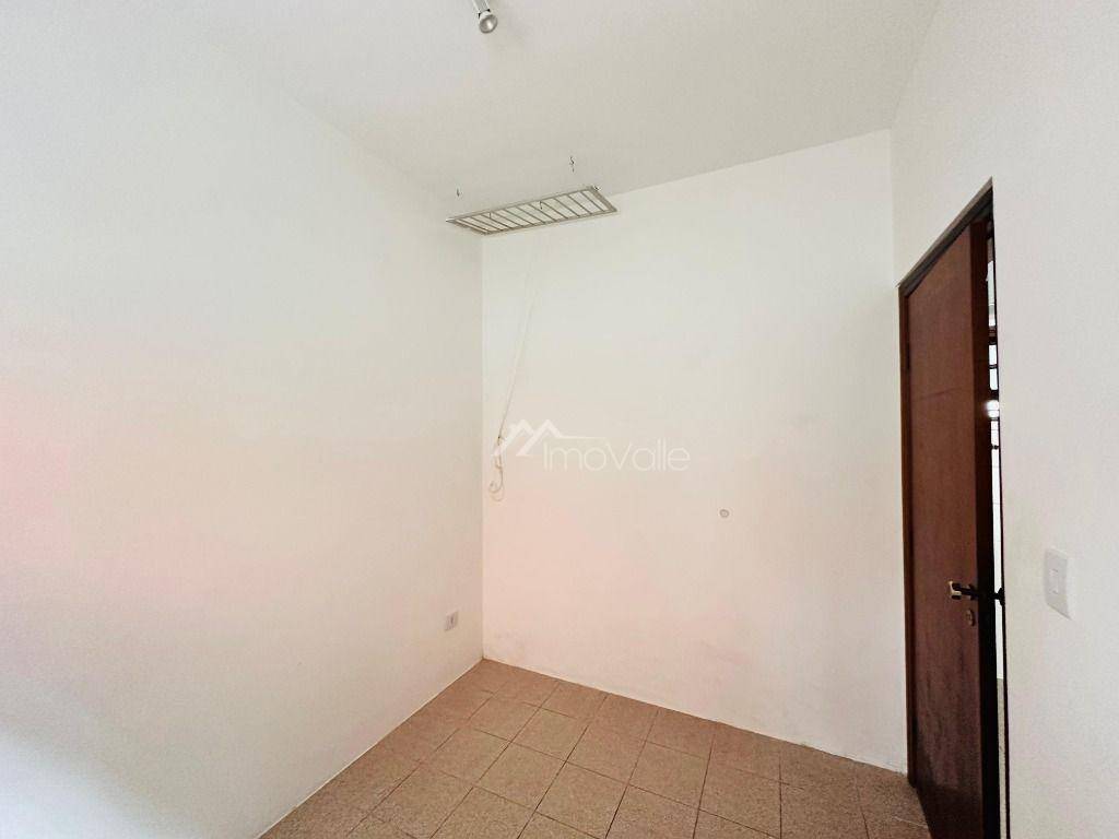 Casa de Condomínio para alugar com 4 quartos, 400m² - Foto 14