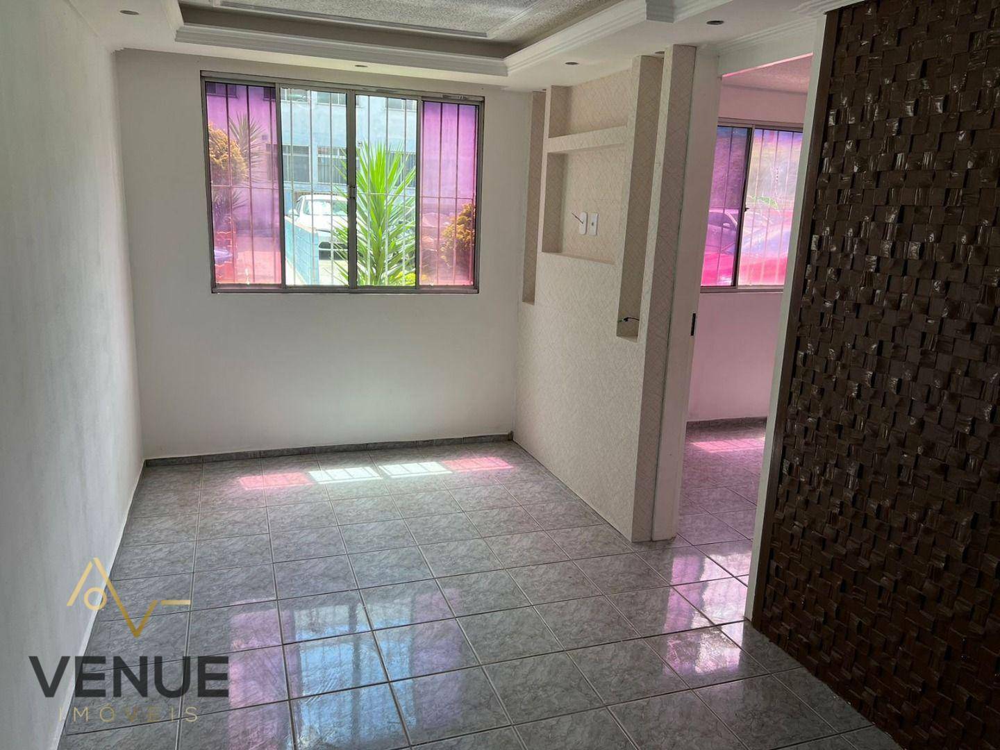 Apartamento à venda com 2 quartos, 43m² - Foto 4