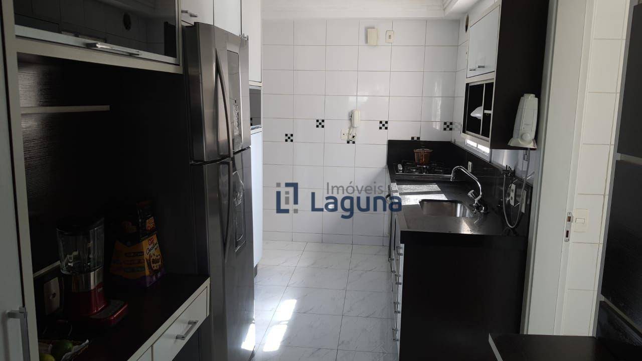 Apartamento à venda e aluguel com 4 quartos, 135m² - Foto 14