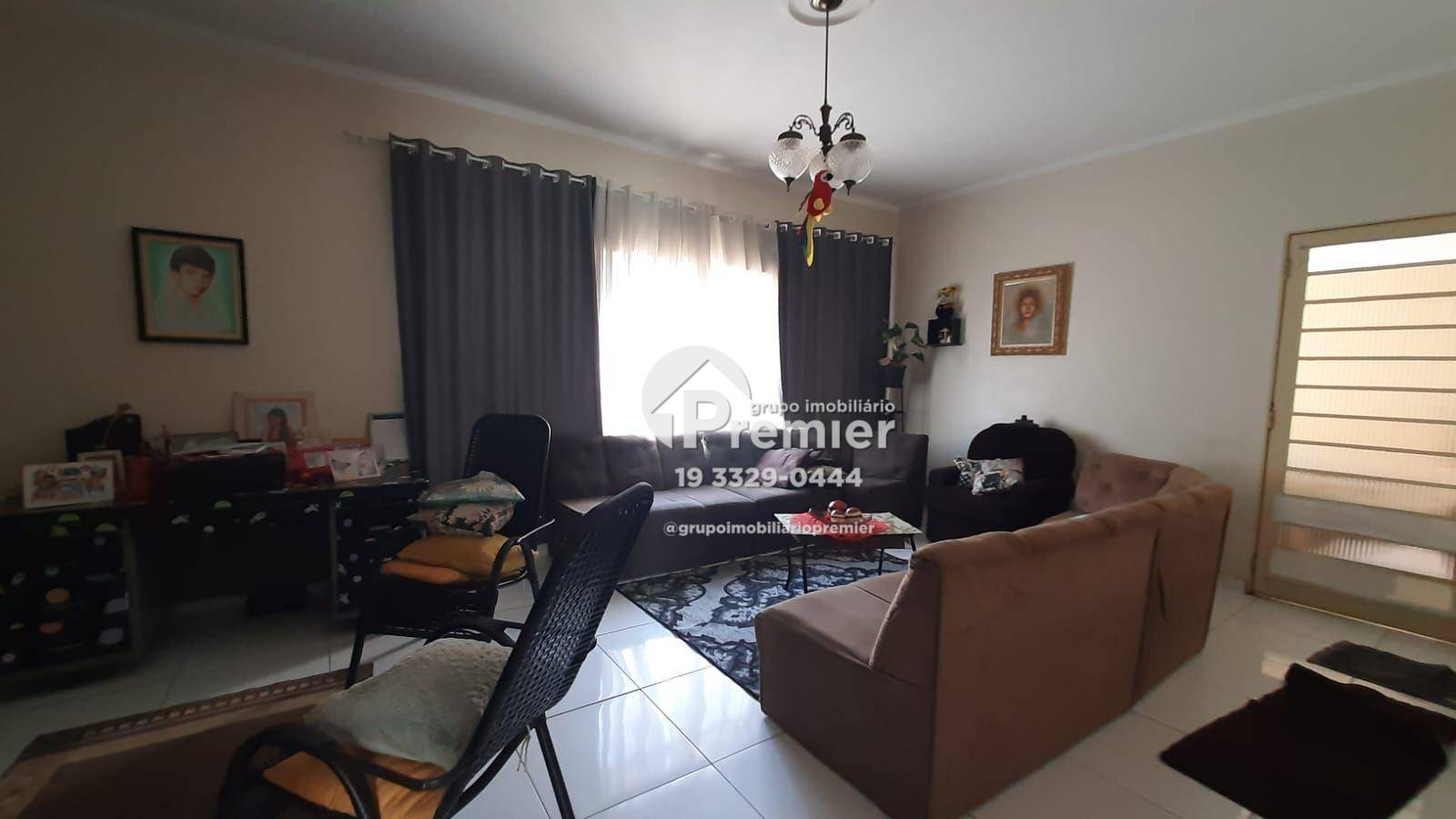 Casa à venda com 5 quartos, 214m² - Foto 10