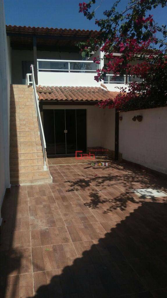 Casa à venda com 4 quartos, 220m² - Foto 23