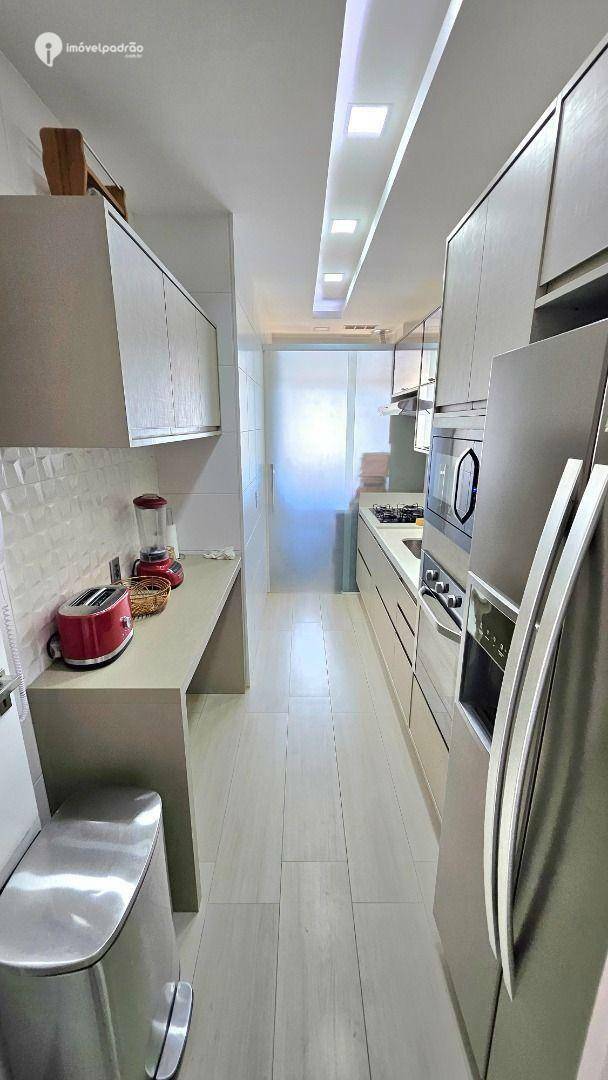 Apartamento à venda com 3 quartos, 110m² - Foto 21