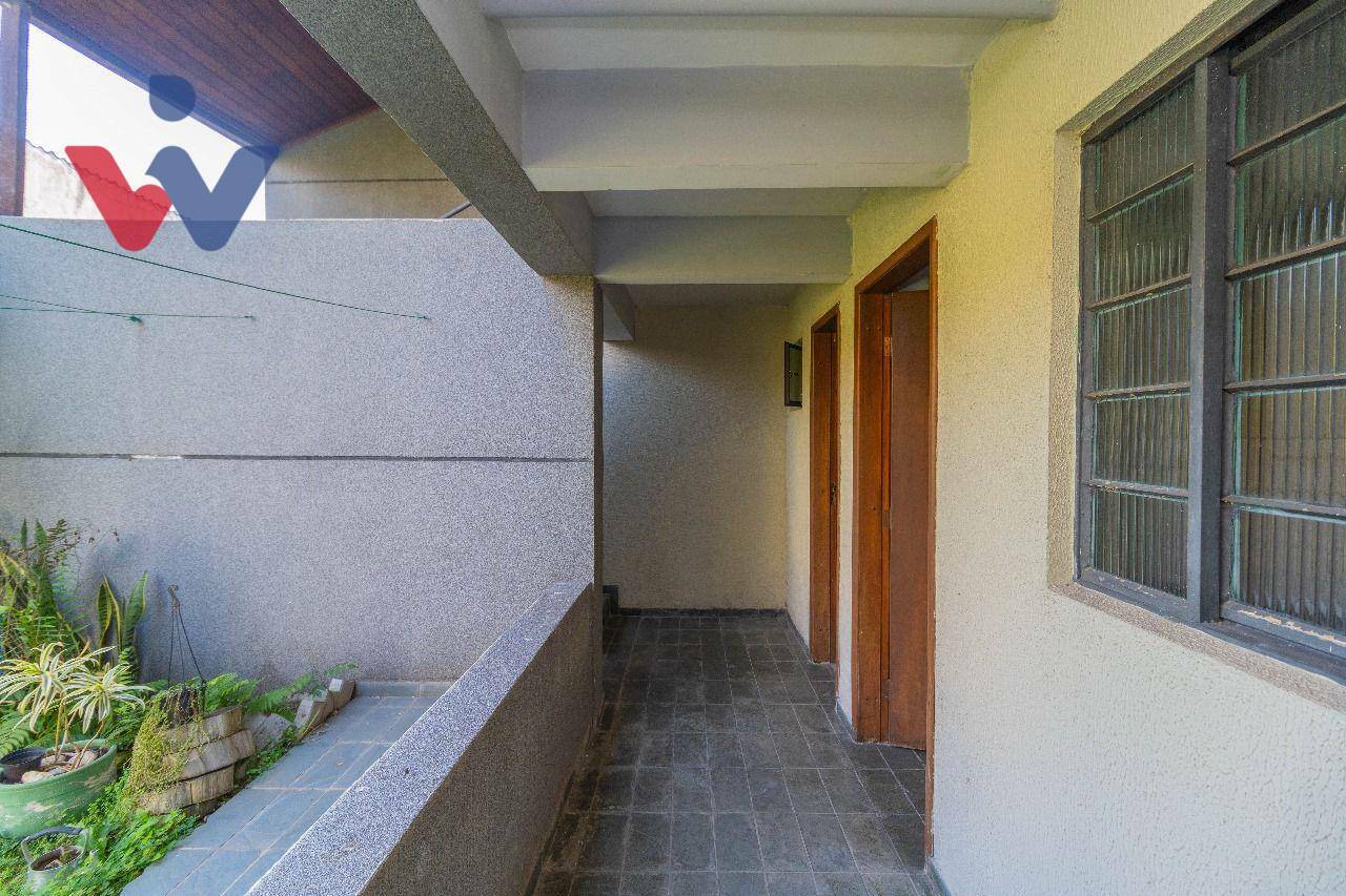 Casa para alugar com 4 quartos, 329m² - Foto 48