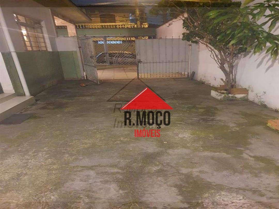 Sobrado à venda com 2 quartos, 300m² - Foto 4