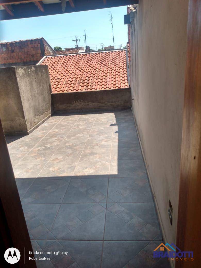 Casa à venda com 3 quartos, 198m² - Foto 17