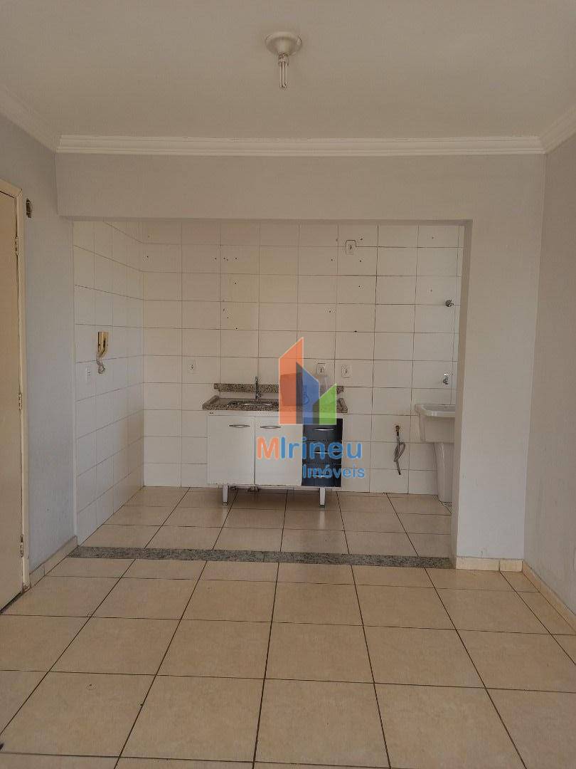 Apartamento à venda com 2 quartos, 48m² - Foto 9