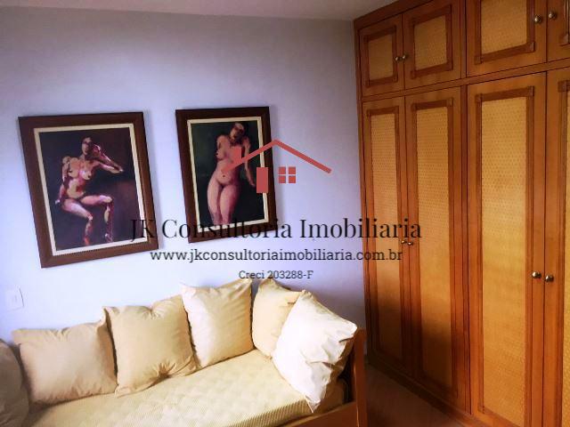 Apartamento à venda com 4 quartos, 200m² - Foto 15