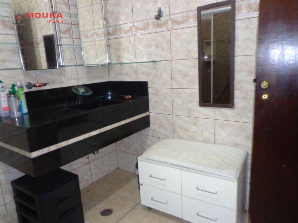 Sobrado à venda com 4 quartos, 350m² - Foto 17