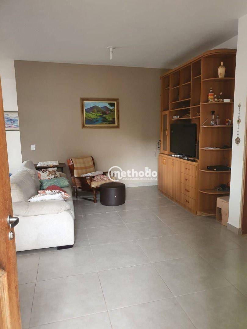 Casa à venda com 4 quartos, 230m² - Foto 14