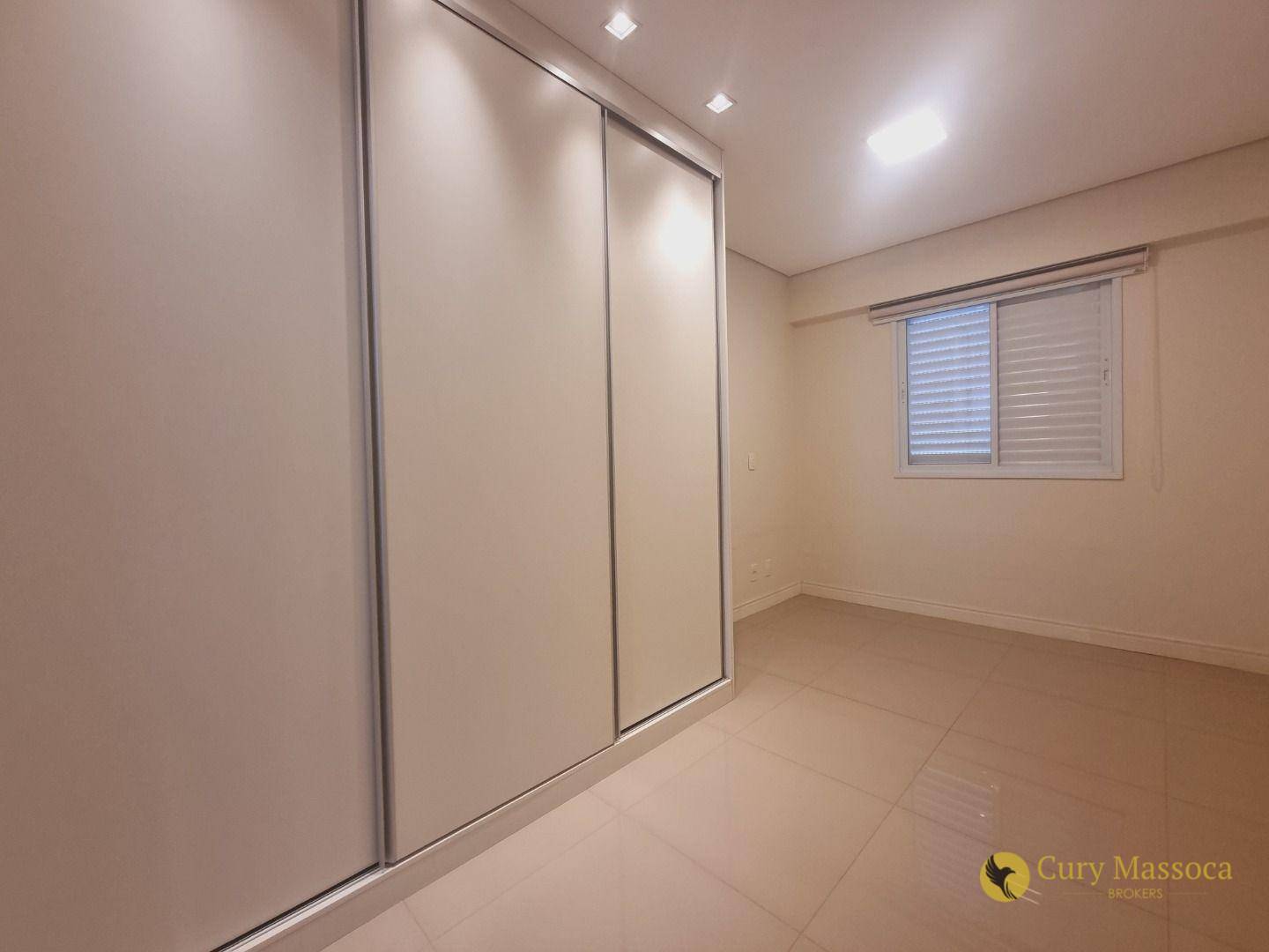 Apartamento para alugar com 2 quartos, 65m² - Foto 23