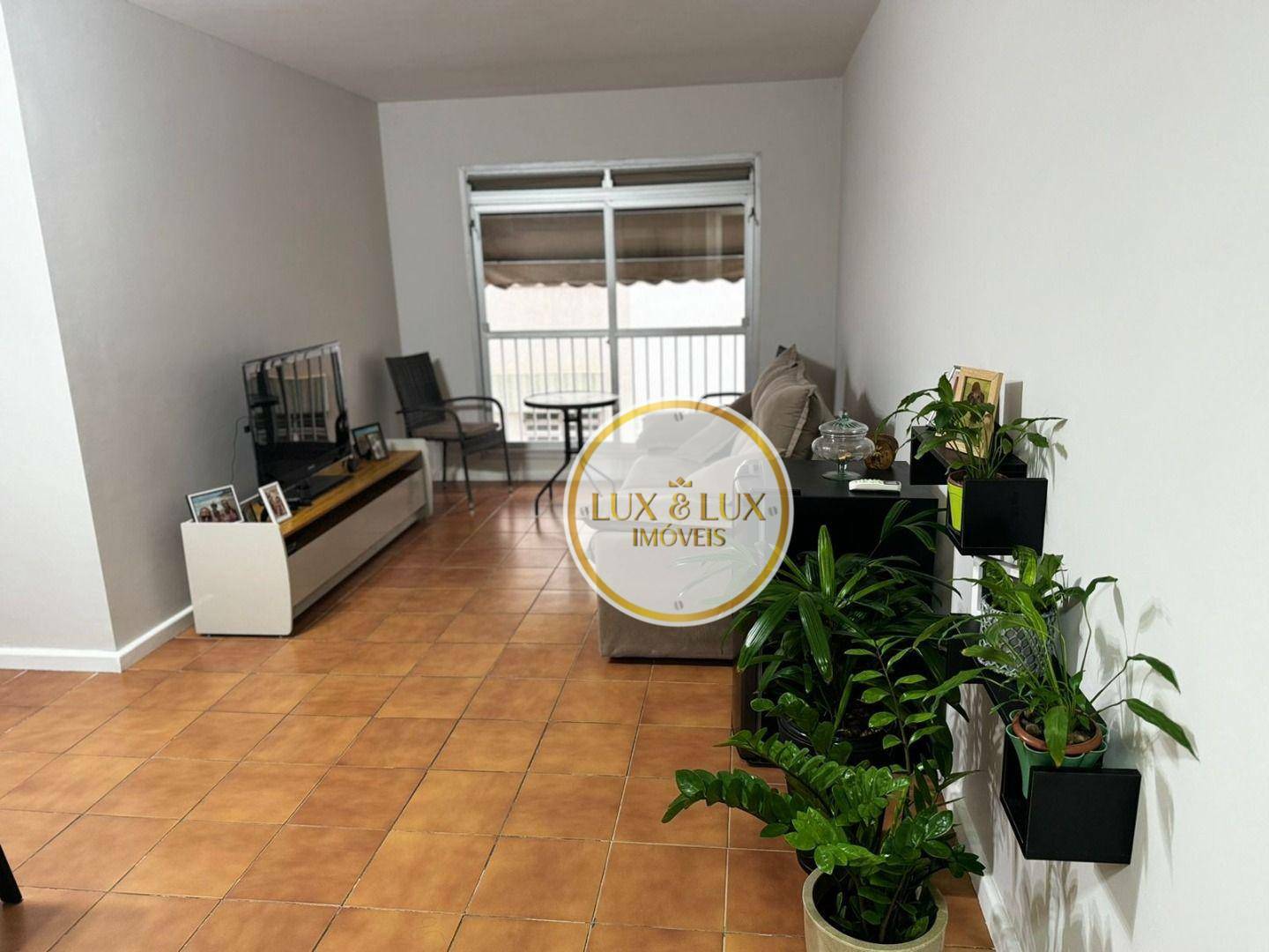 Apartamento à venda com 2 quartos, 54m² - Foto 1