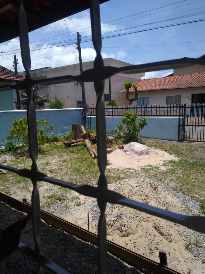 Casa à venda com 4 quartos, 240m² - Foto 3