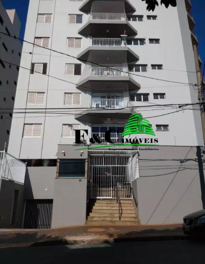 Apartamento à venda com 3 quartos - Foto 1