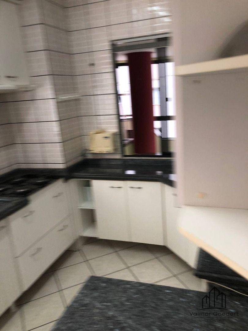 Apartamento para alugar com 2 quartos, 100m² - Foto 5