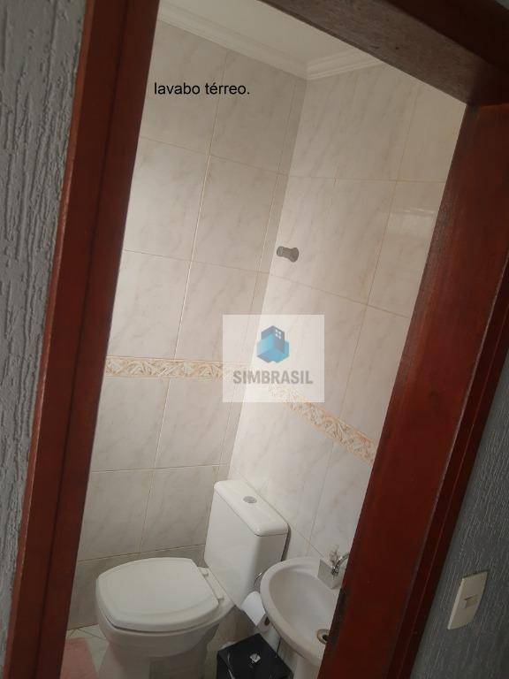 Sobrado à venda com 3 quartos, 250m² - Foto 18