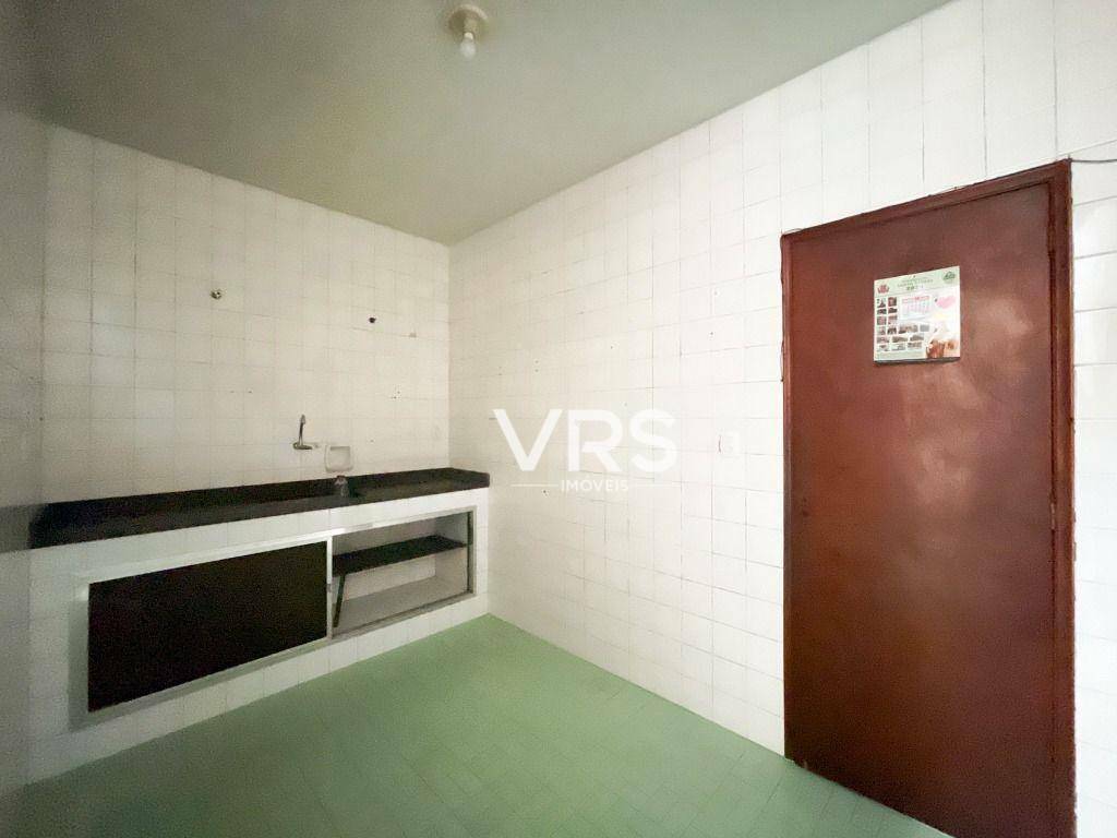 Apartamento à venda com 2 quartos, 79m² - Foto 5