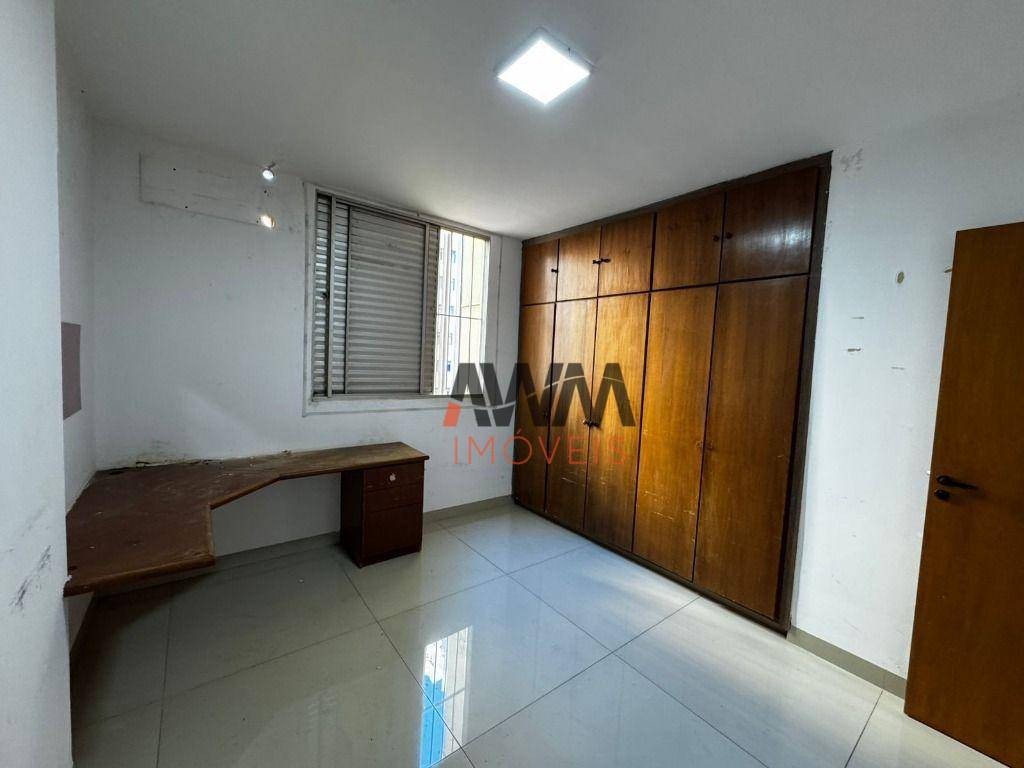 Apartamento à venda com 4 quartos, 140m² - Foto 16