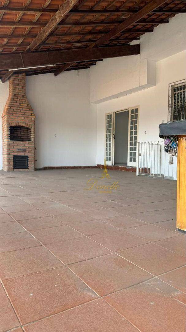 Casa à venda com 2 quartos, 750m² - Foto 7