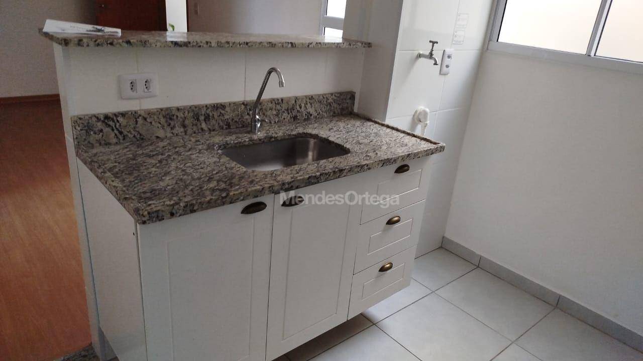 Apartamento para alugar com 2 quartos, 47m² - Foto 11