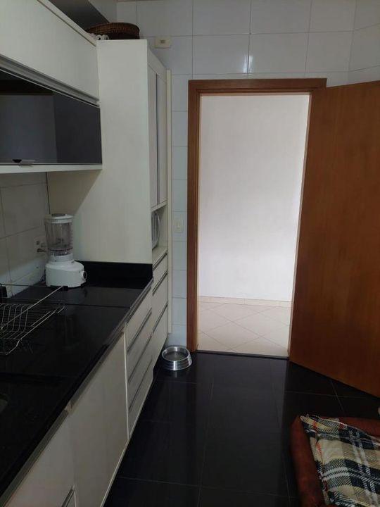 Apartamento à venda com 3 quartos, 122m² - Foto 12